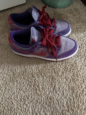 Nike Kids Sneakers Purple with Red Accents
